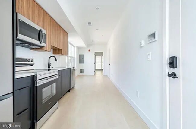 Photo - 1651 N 6th St Unit B
