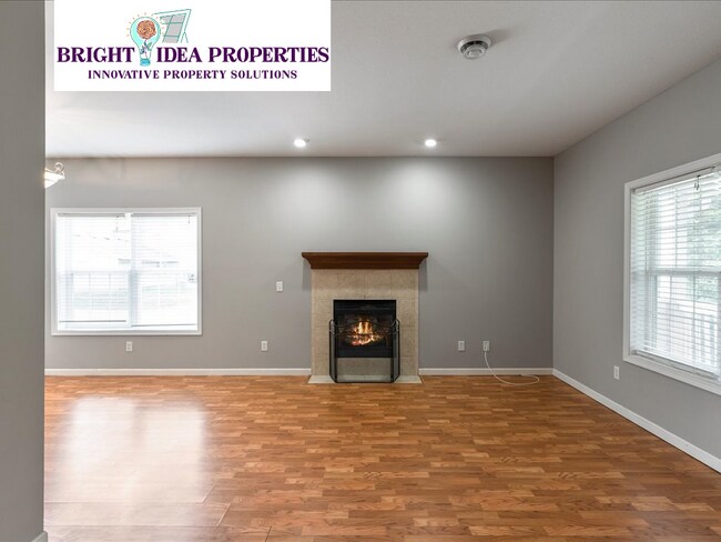 Photo - 5948 Oakgreen Ave N