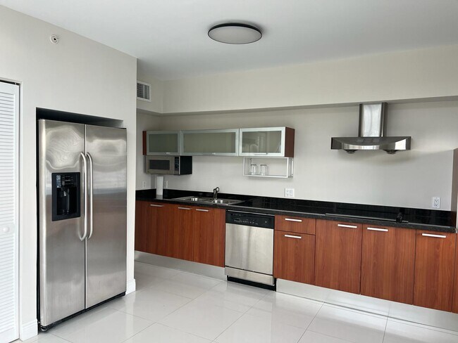 Photo - 1650 Brickell Ave Unit #206