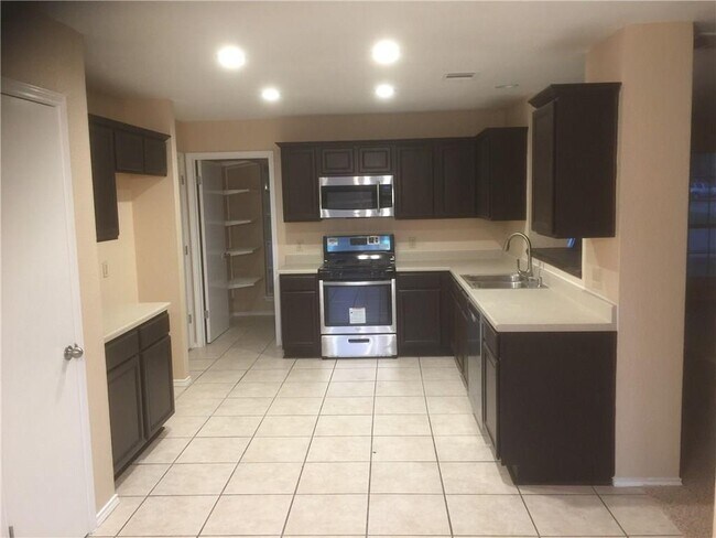 2205 Wisteria Way