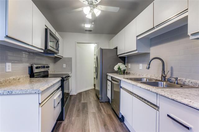 Photo - 5990 Lindenshire Ln Unit 116