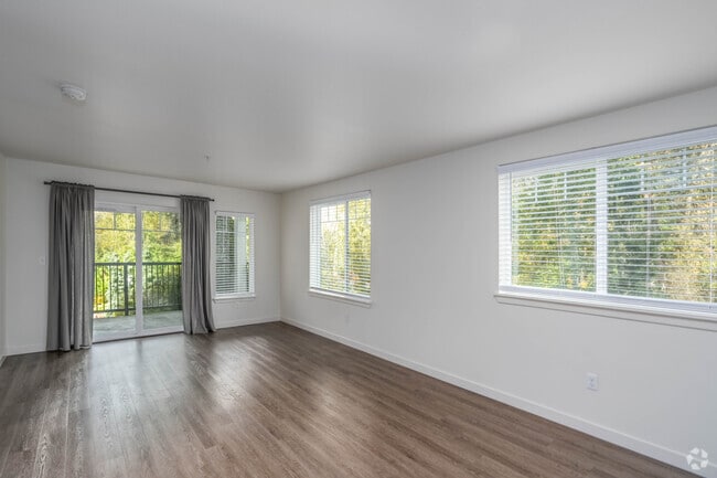 2BR, 2BA - 1,060SF - Living Room
