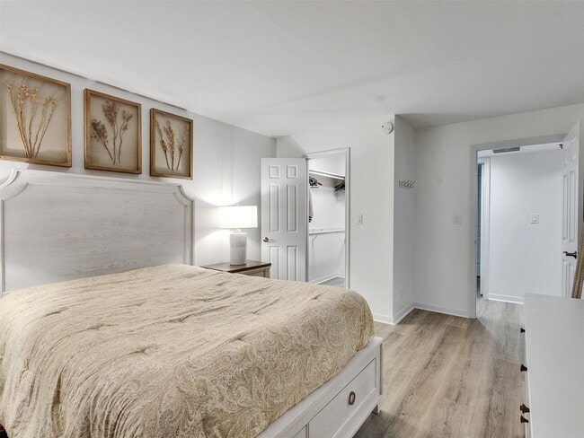 3525 Sage Rd Unit 812