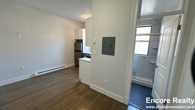 Photo - 77 Park Dr Unidad 8