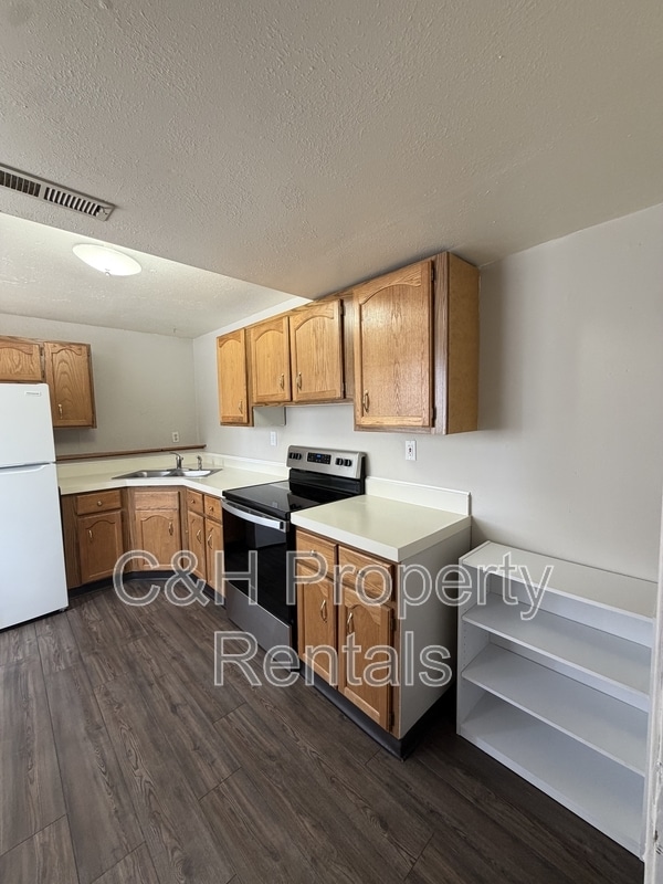 Photo - 2314 Rosebud Dr