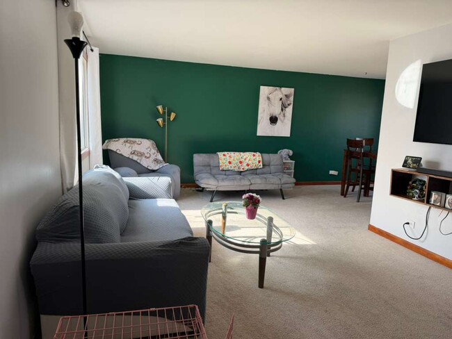 Photo - 800 W Beechtree Ln