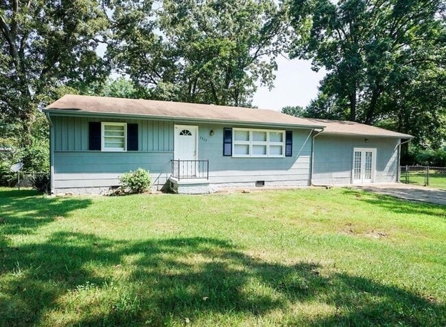 Photo - Spacious 4-Bedroom, 2-Bath Home in Quiet C...