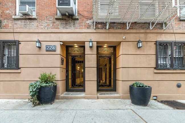 Photo - 224 Sullivan St Unit E3