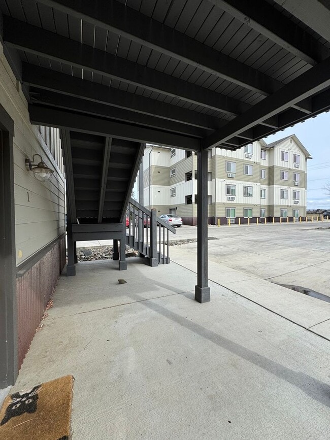 Photo - Cambridge Place I - 2243 Unidad #1
