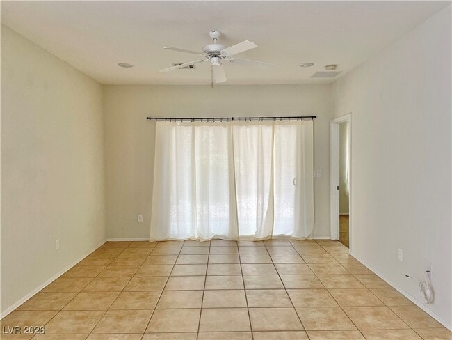 Photo - 2376 Rift Valley St