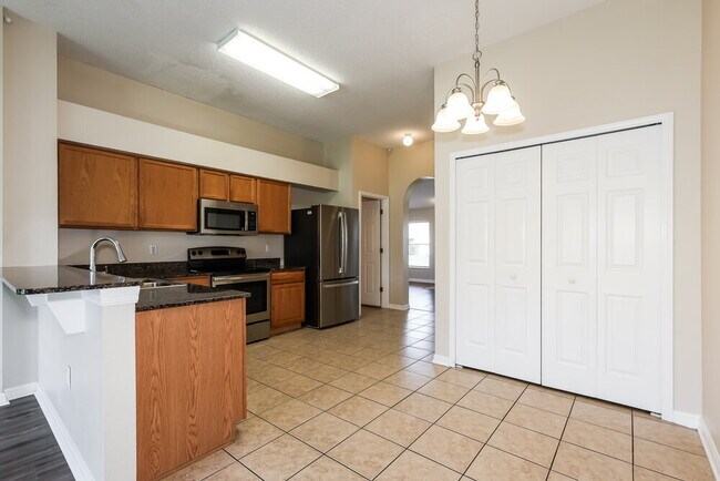 Photo - 11011 Whitecap Dr