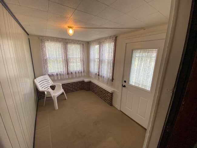 Photo - 1317 W 9th St