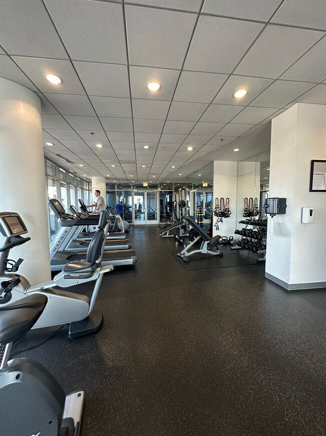 Photo - 303 W Ohio St Unit 1405