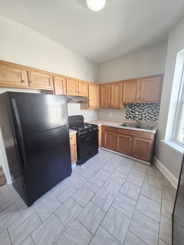 Photo - 709 1/2 West Clay Street - B