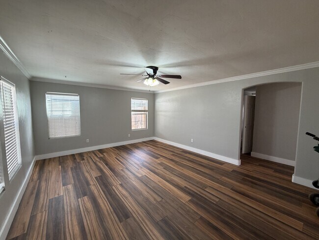 Photo - 3417 27th St