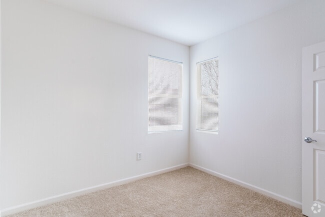 3BR, 2BA - 1199SF - Bedroom