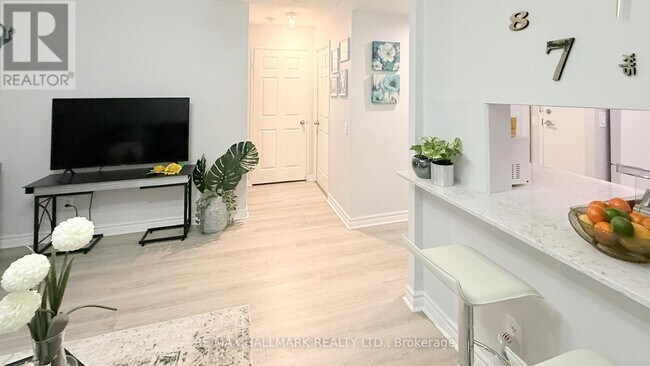 Photo - 7 Bishop Ave Unit 203