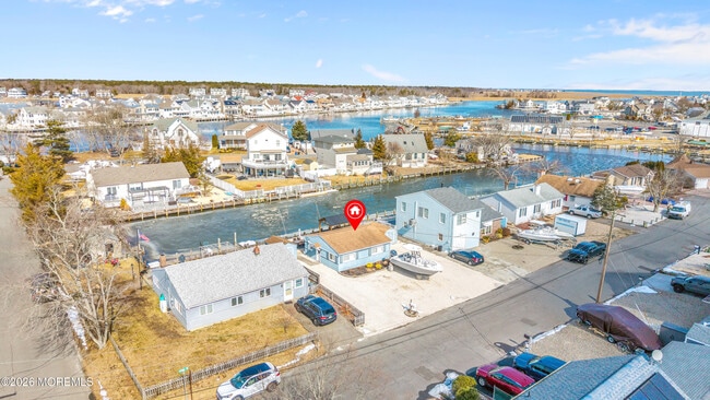 Building Photo - 804 Harbor Rd