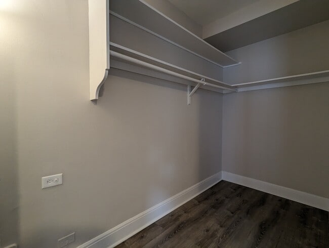Photo - 3335 W Diversey Ave Unidad 130
