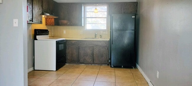 Kitchen - 506 Buena Vista Ave Unit 506 Buena Vista