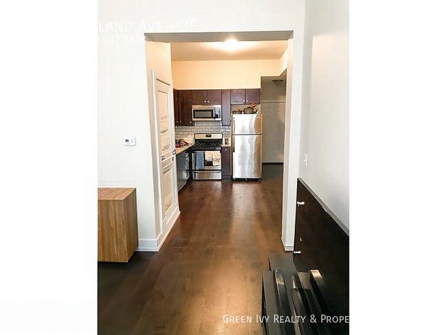 Photo - 1056 N Ashland Ave Unidad 3F