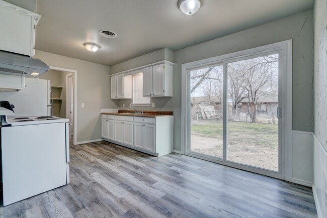 Photo - 1200 Mcdonald Dr