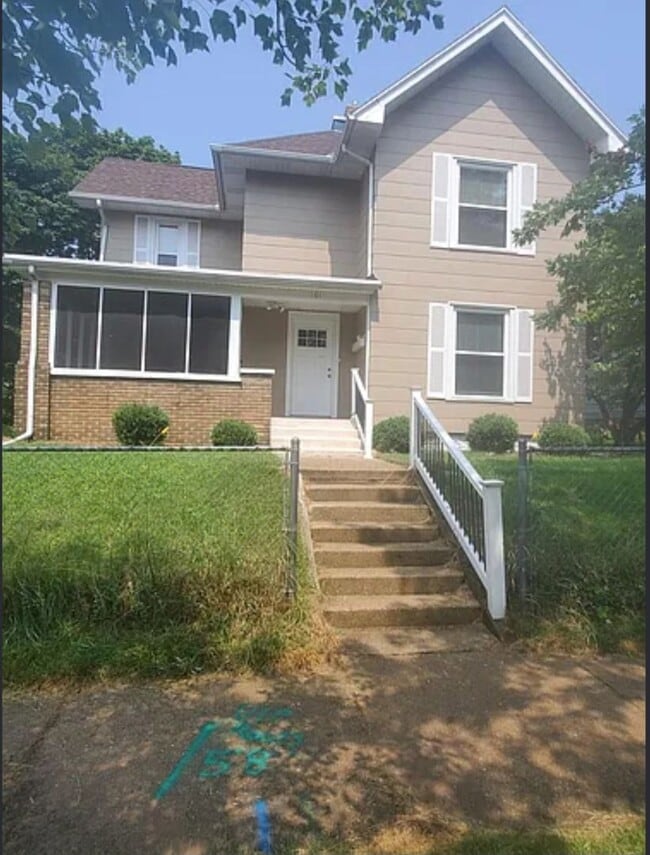 Building Photo - 101 Dean St NE Unit 101 Dean #2