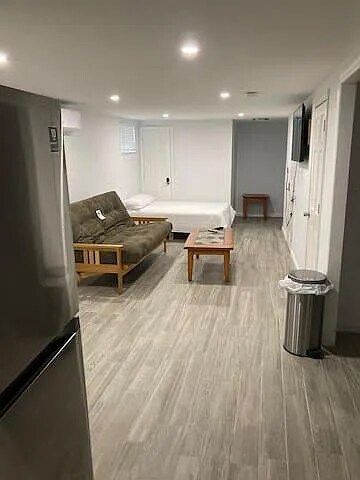 Photo - 204 Lott Ave