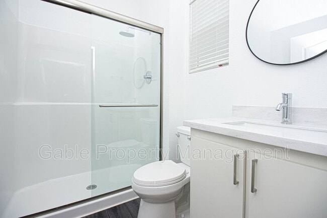 Photo - 11708 Albers St