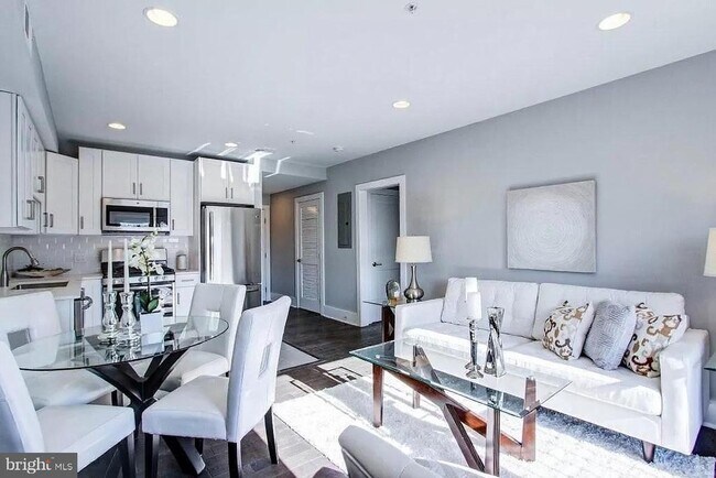 Photo - 1827 Benning Rd NE Unit 501