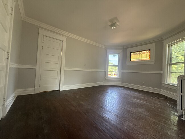 Photo - 488-490-490 Hamilton St