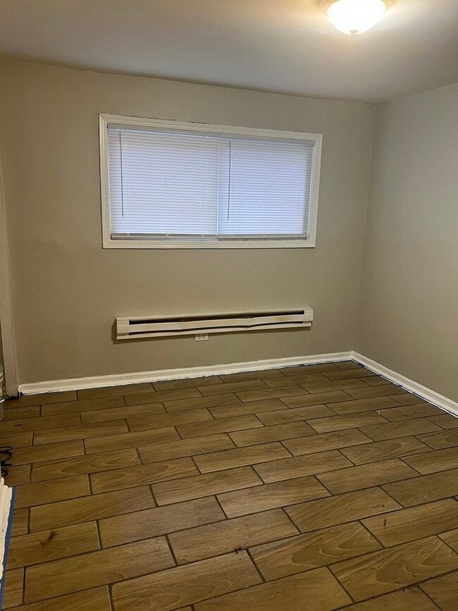 Photo - 737 N Central Ave