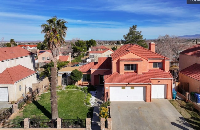 Building Photo - 38238 La Loma Ave