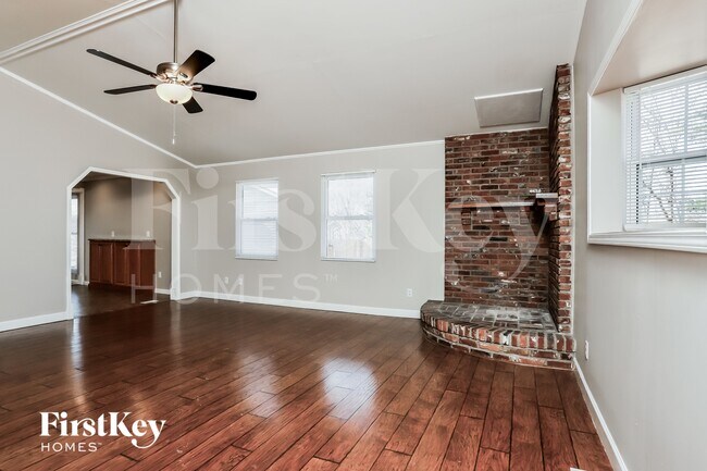 Photo - 106 Mill Bridge Ct