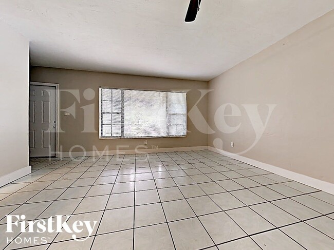 Photo - 1315 NE 203rd St