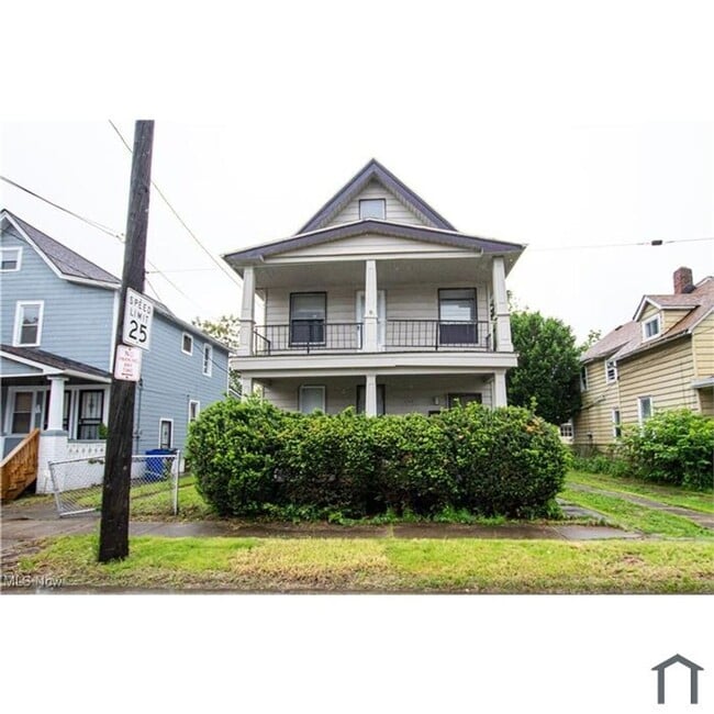 Building Photo - BONNA AVE UP Unit BONNA UP
