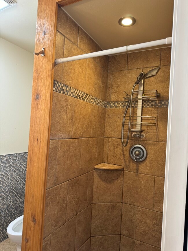 Photo - 2108 N 1st St Unidad Upper