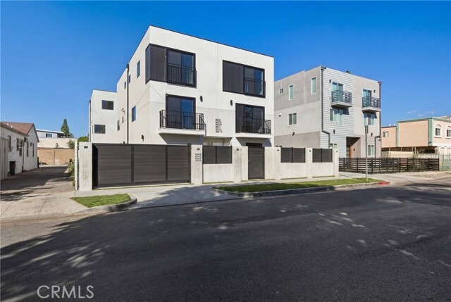 Photo - 14165 Erwin St