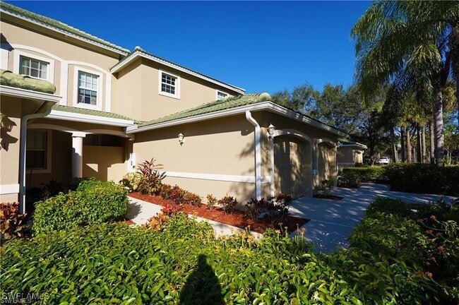 Photo - 3505 Laurelgreens Ln S Unidad 202 Rental