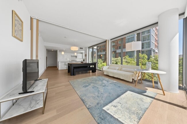 Photo - 9 Ave at Port Imperial Unit 306
