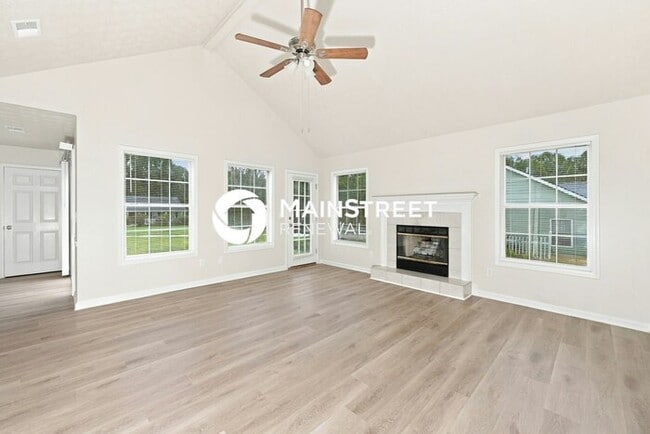 3 Bedroom Pet-Friendly Home in COVINGTON, GA with Main Street Renewal