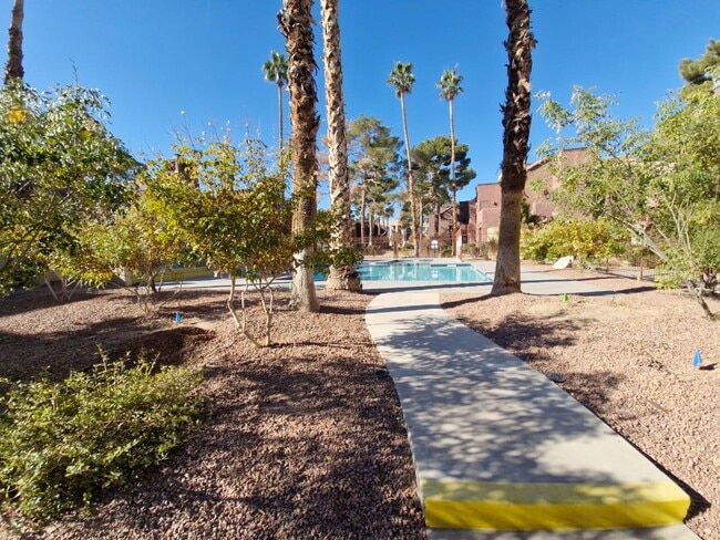 Photo - 1455 E Katie Ave