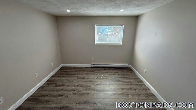 Photo - 310 Thompson Rd Unidad 411