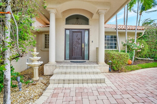 Photo - 290 Fern Dr