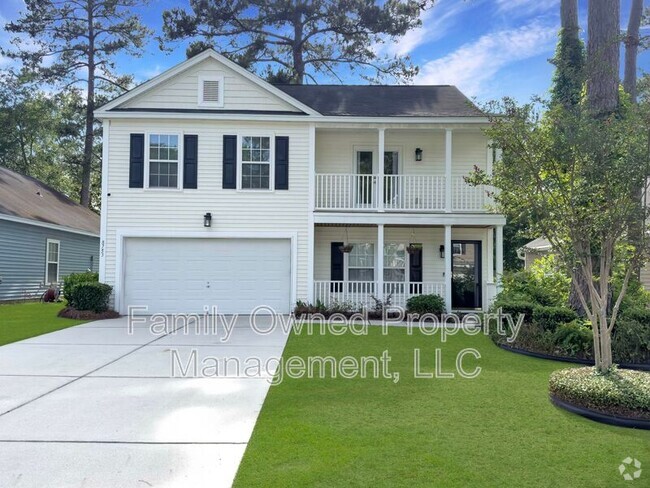 Building Photo - 8753 Red Oak Dr Rental