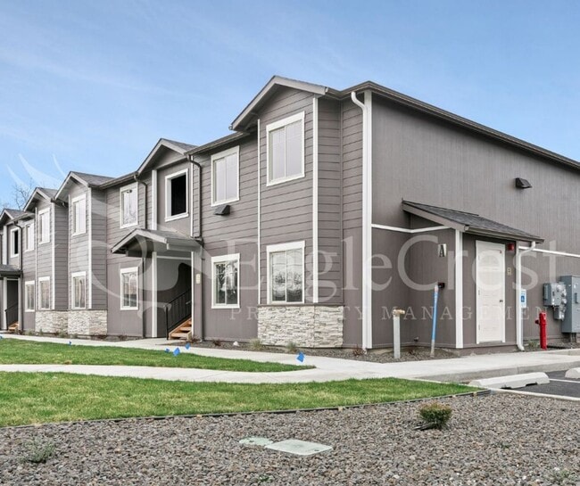 McKenzie Apartments