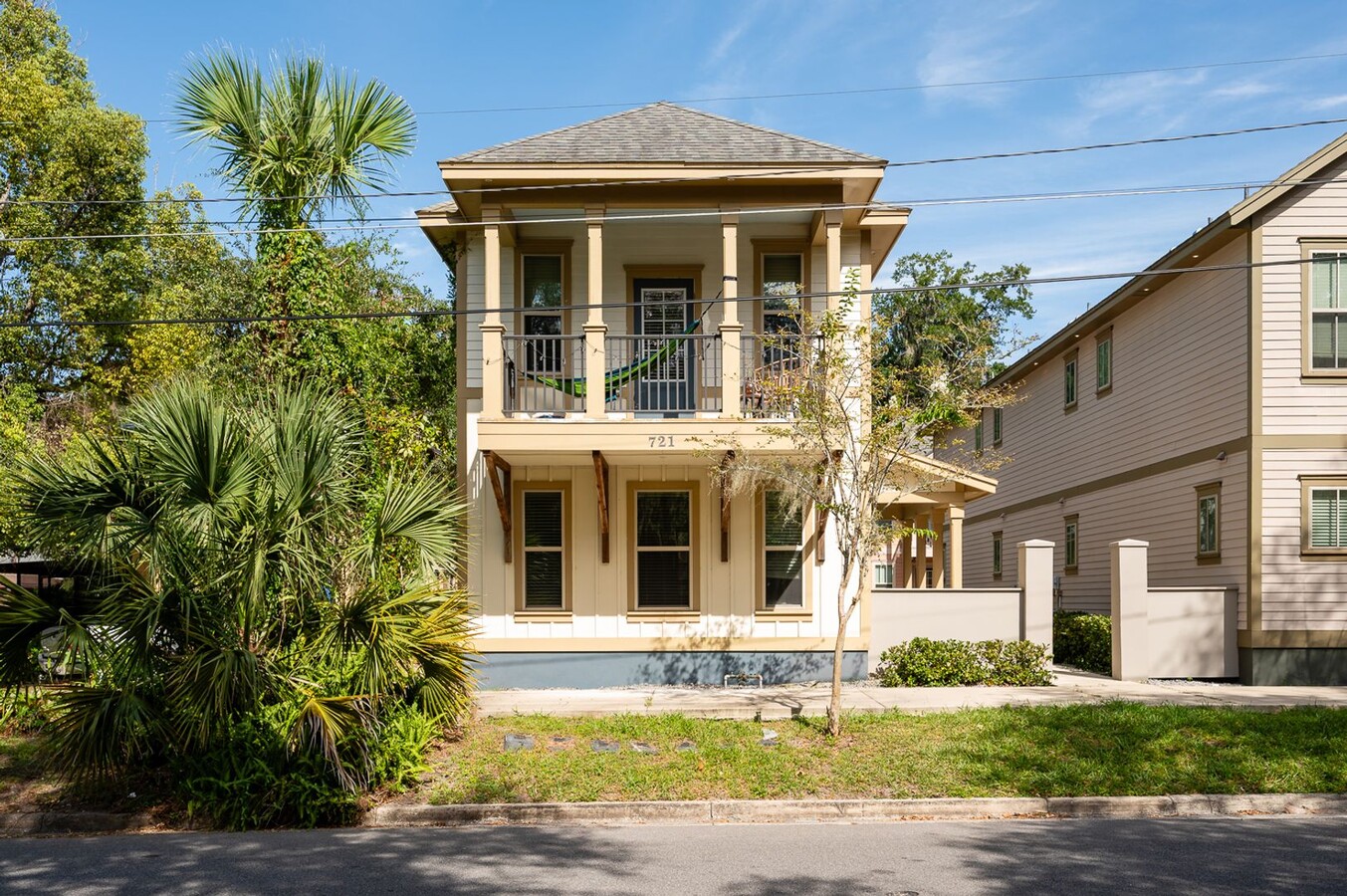 Student Living Near UF - 3 Bed / 3 Bath Ho... - Student Living Near UF - 3 Bed / 3 Bath Ho...