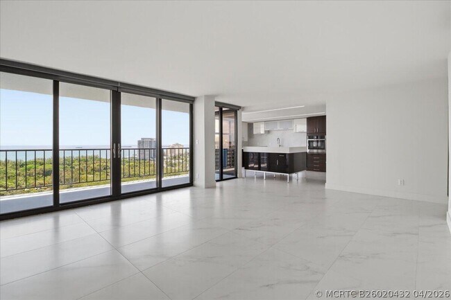 Photo - 936 Intracoastal Dr Unit 21c