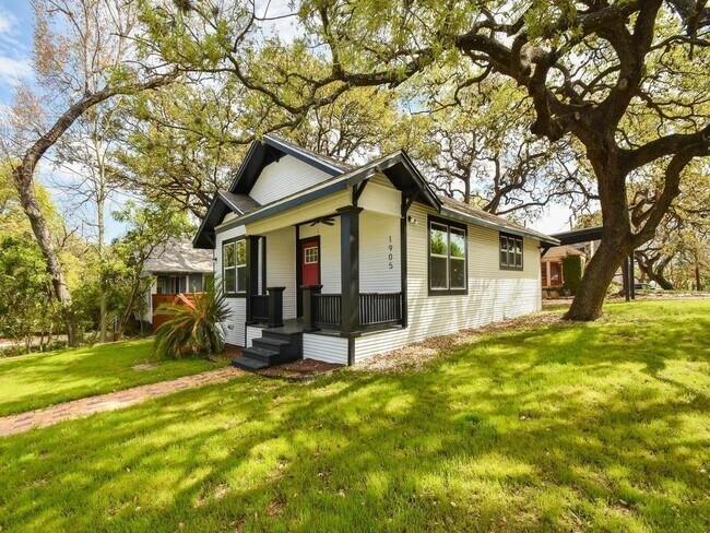 Photo - 1905 Brackenridge St