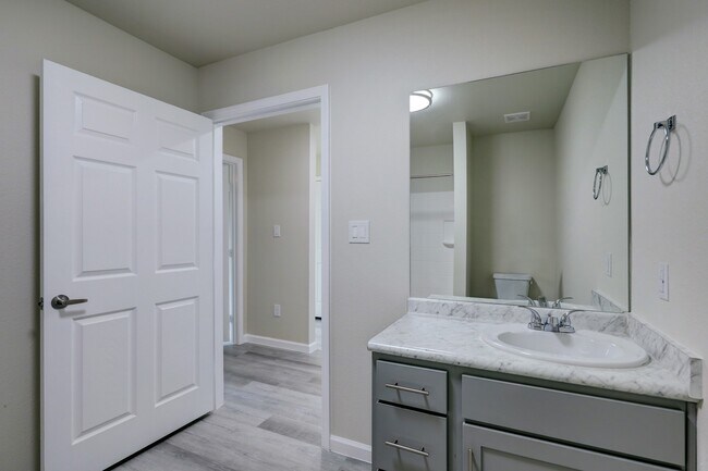 Photo - 155 Plez Morgan Dr Unit 12A